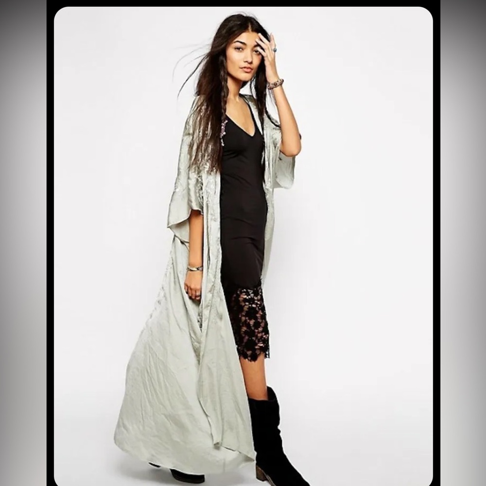 NWOT Free People Sweet Sunrise Kimono Embroidered